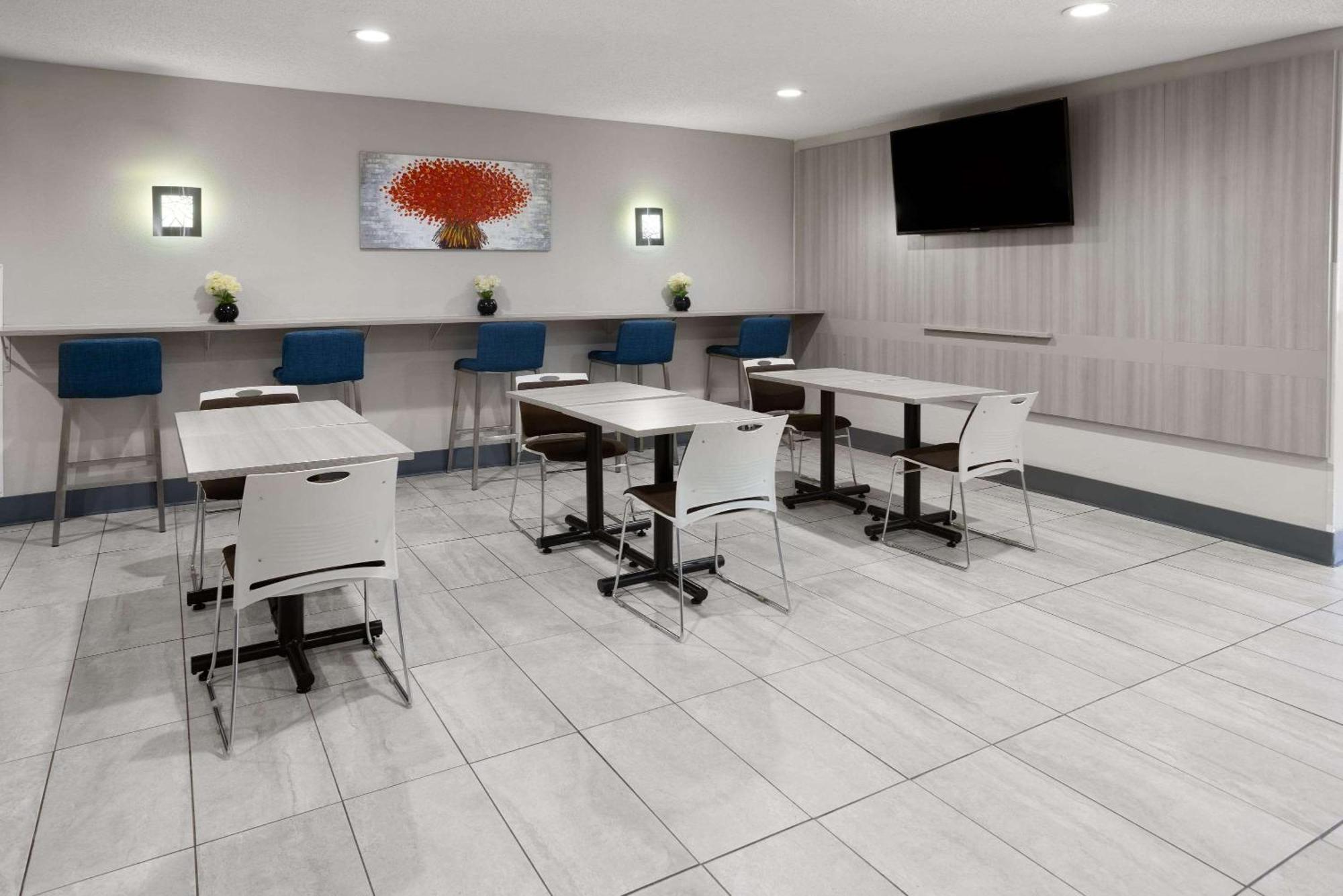 Microtel Inn By Wyndham Raleigh-Durham Airport Morrisville Exteriér fotografie